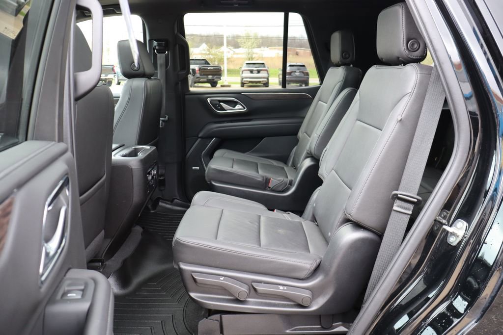 Used 2022 Chevrolet Tahoe Z71 w/ Luxury Package image 45