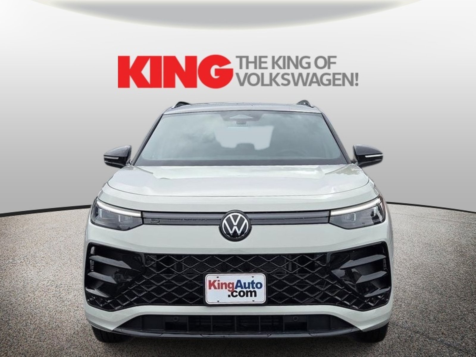 New 2026 Volkswagen Tiguan SE R-Line AWD/4WD image 9