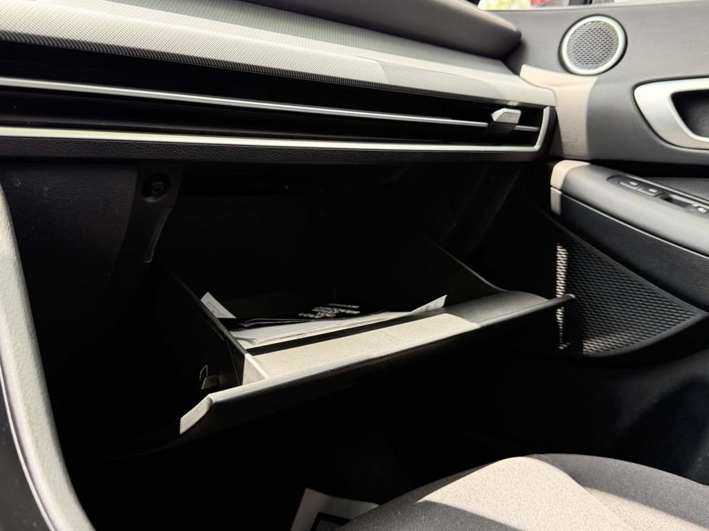 Certified 2025 Hyundai Sonata SEL FWD image 36