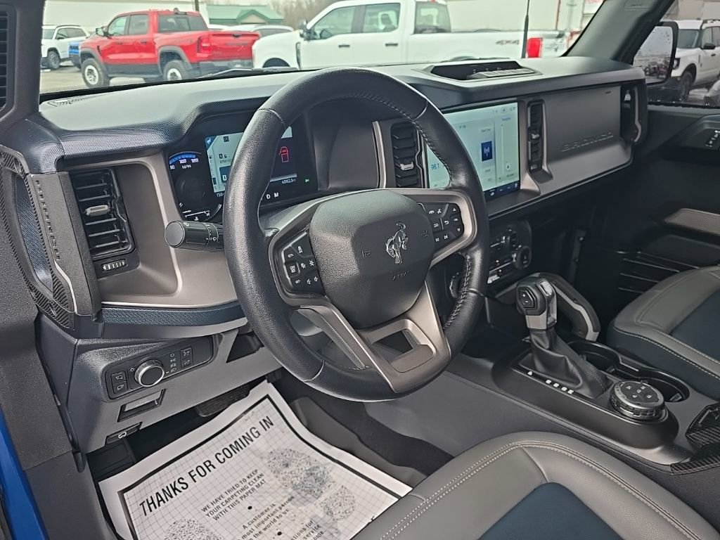Used 2022 Ford Bronco Outer Banks AWD/4WD image 17