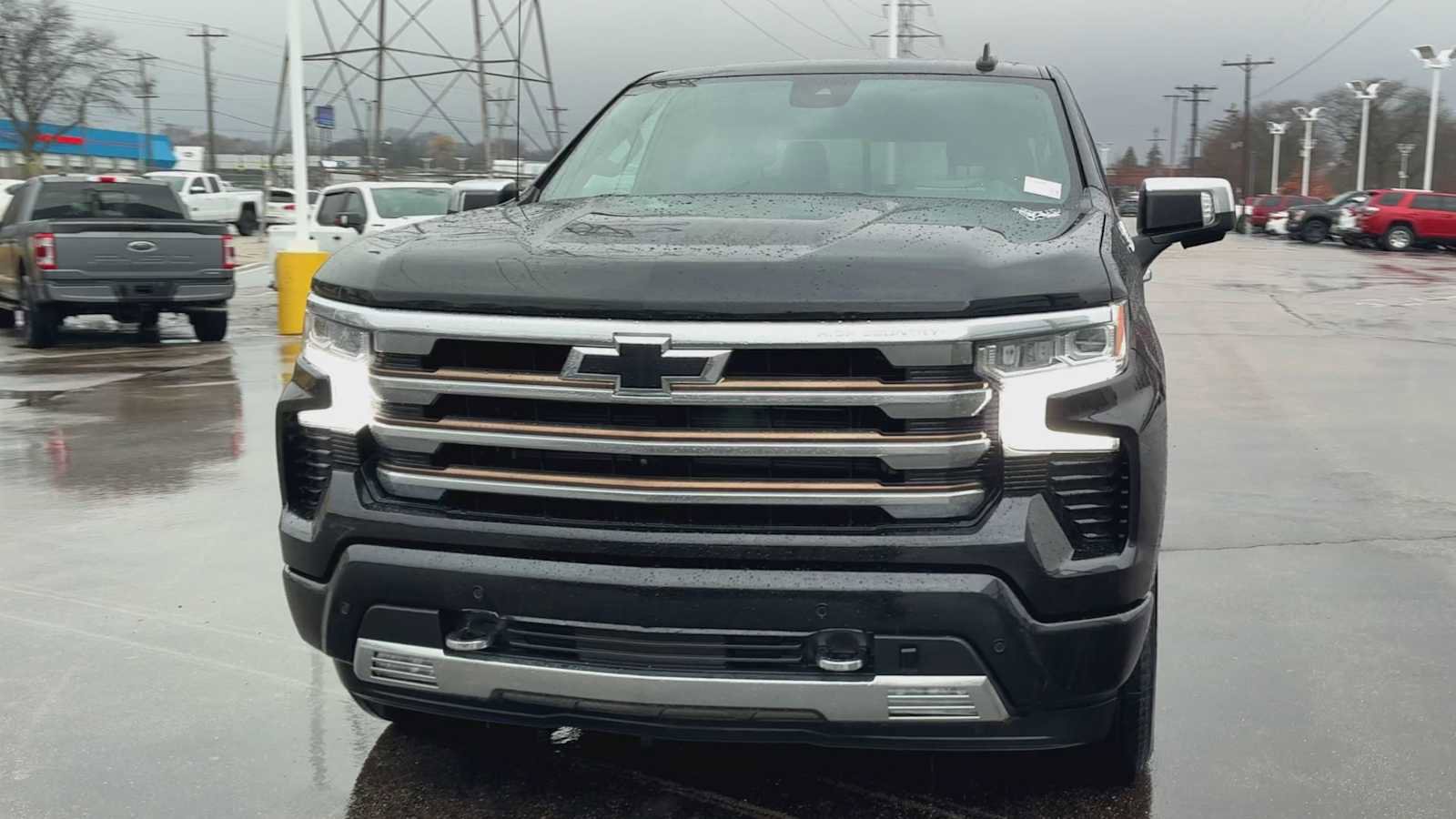 Certified 2022 Chevrolet Silverado 1500 High Country w/ Technology Package image 7