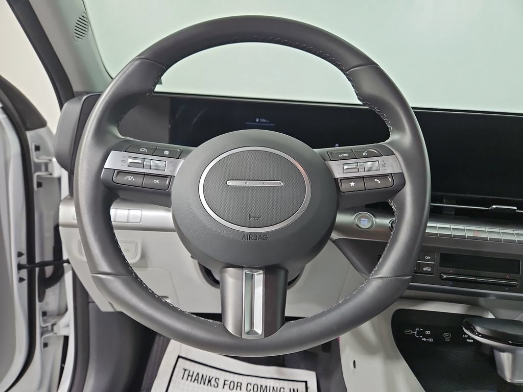 Certified 2025 Hyundai Kona SEL AWD/4WD image 16