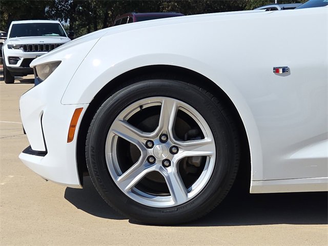 Used 2020 Chevrolet Camaro LT image 5