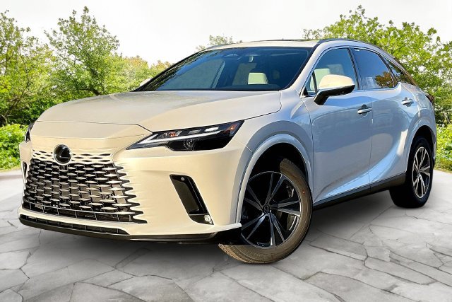 New 2026 Lexus RX 350h AWD/4WD image 2