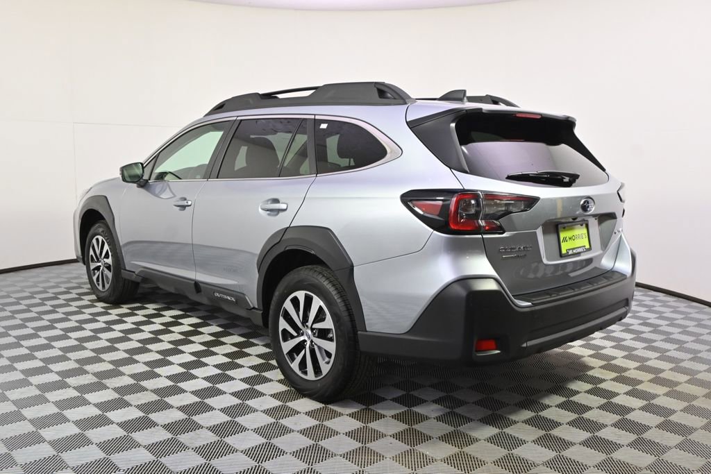 Certified 2024 Subaru Outback Premium image 3