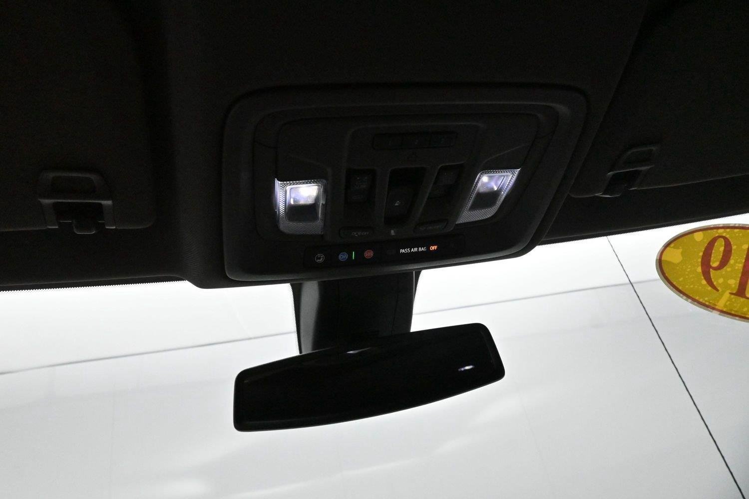Used 2019 GMC Sierra 1500 SLT w/ SLT Premium Plus Package AWD/4WD image 27