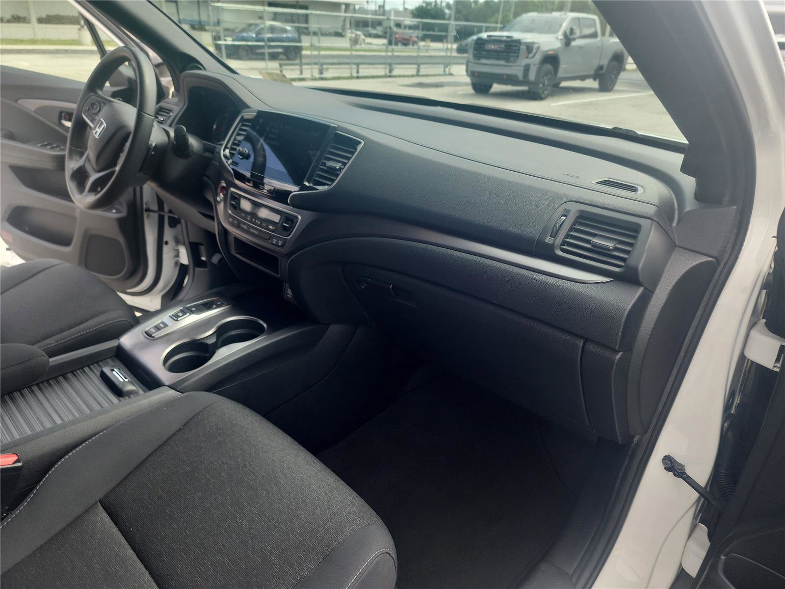 Used 2021 Honda Passport Sport image 24