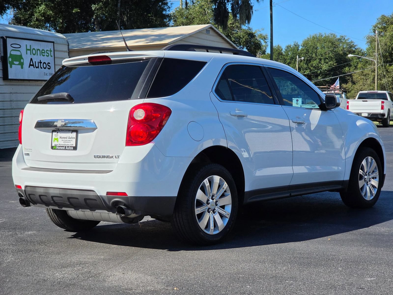 Used 2011 Chevrolet Equinox LT w/ Driver Convenience Package FWD image 5