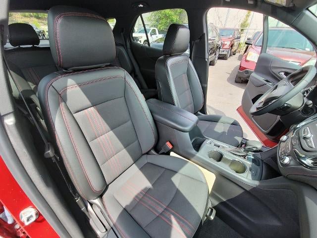 Used 2024 Chevrolet Equinox RS w/ LPO, Cargo Package FWD image 29