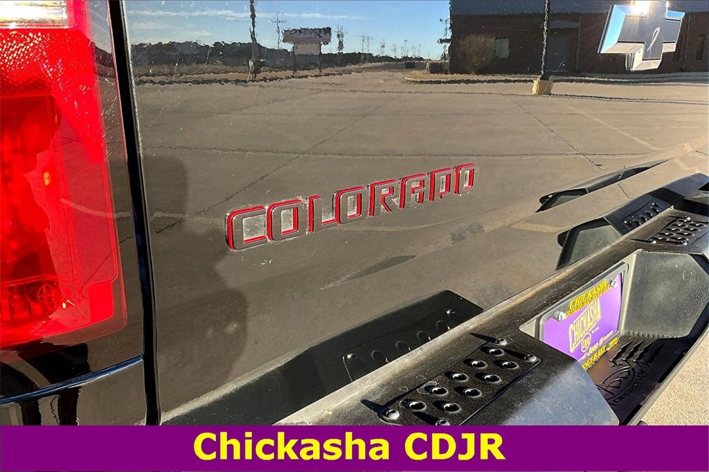 Used 2018 Chevrolet Colorado ZR2 w/ ZR2 Midnight Special Edition image 23