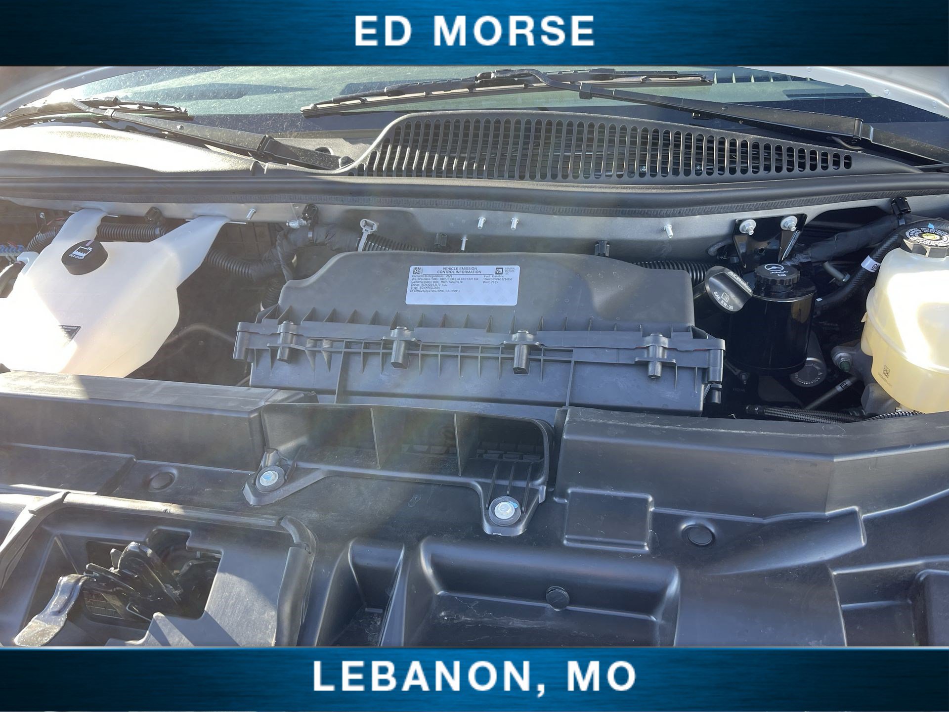 Used 2025 Chevrolet Express 3500 LT w/ LT Preferred Equipment Group image 19