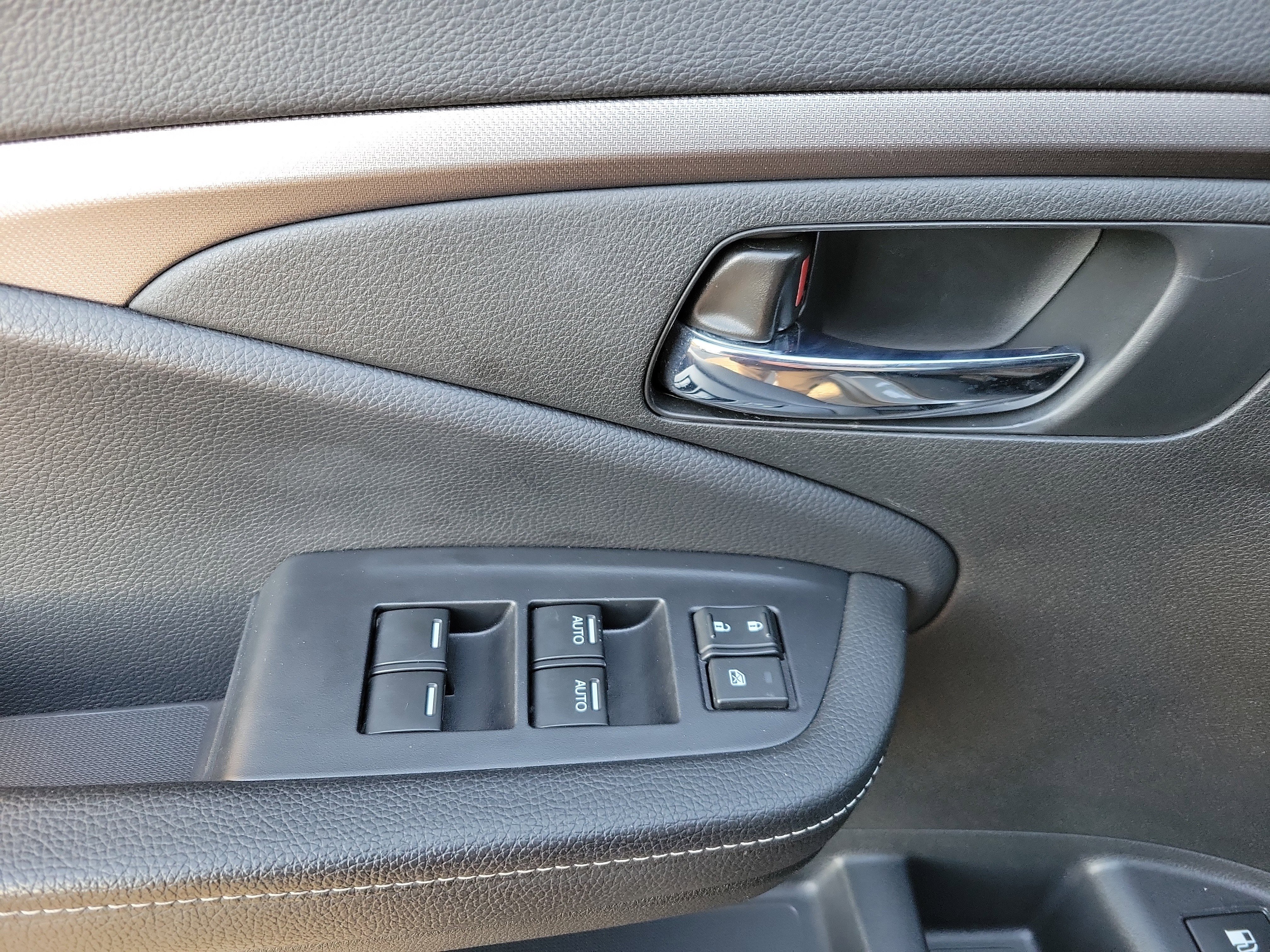 Used 2024 Honda Ridgeline Sport image 6