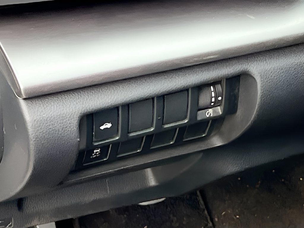 Used 2023 Subaru WRX Premium AWD/4WD image 10