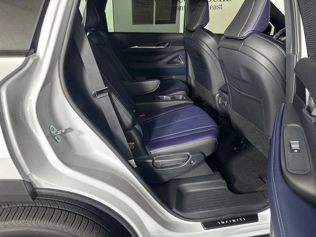 Used 2026 INFINITI QX60 Sport w/ Dark Cargo Package AWD/4WD image 15