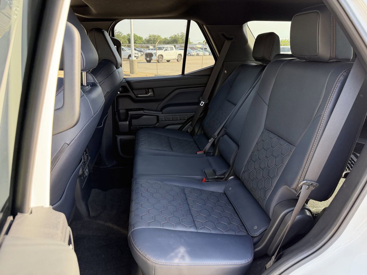 Used 2025 Toyota 4Runner 4WD image 25