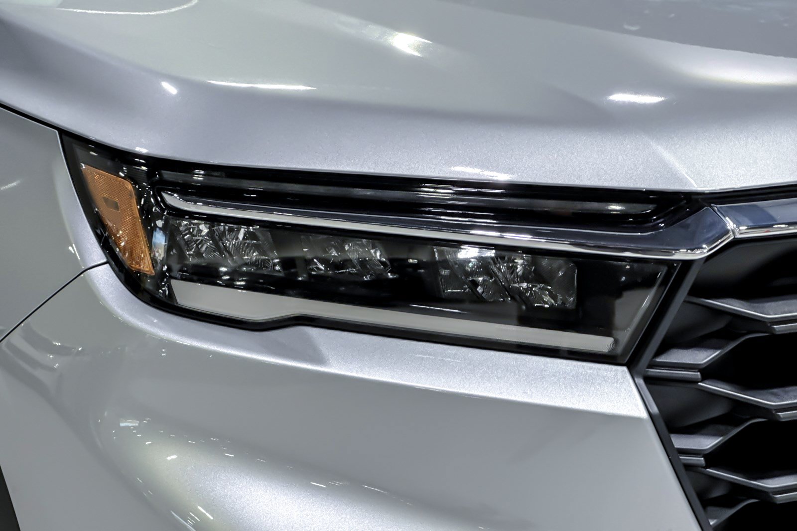 Used 2025 Honda Pilot EX-L image 12