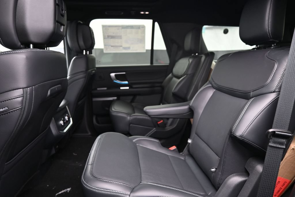 New 2026 Ford Expedition Platinum AWD/4WD image 24