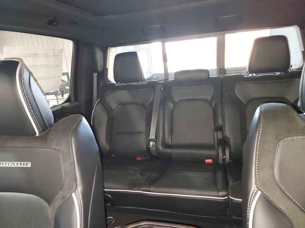 New 2026 RAM 1500 Laramie AWD/4WD image 13