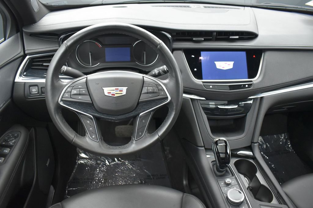 Certified 2023 Cadillac XT5 Premium Luxury AWD/4WD image 13