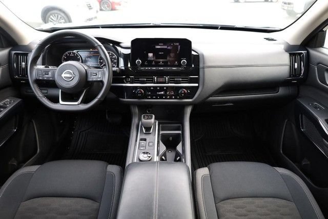 Certified 2025 Nissan Pathfinder SV AWD/4WD image 24