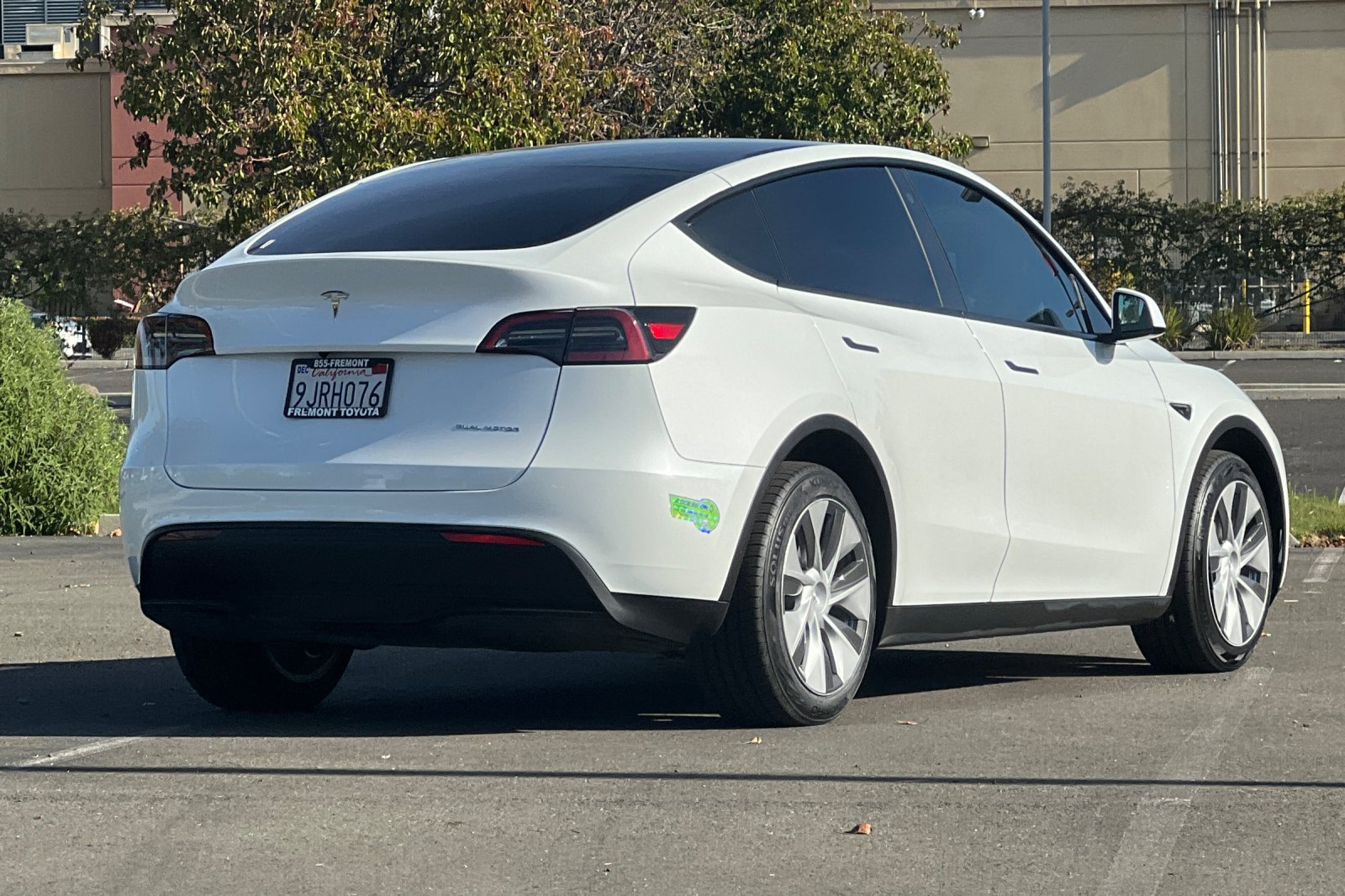 Used 2023 Tesla Model Y Long Range AWD/4WD image 4