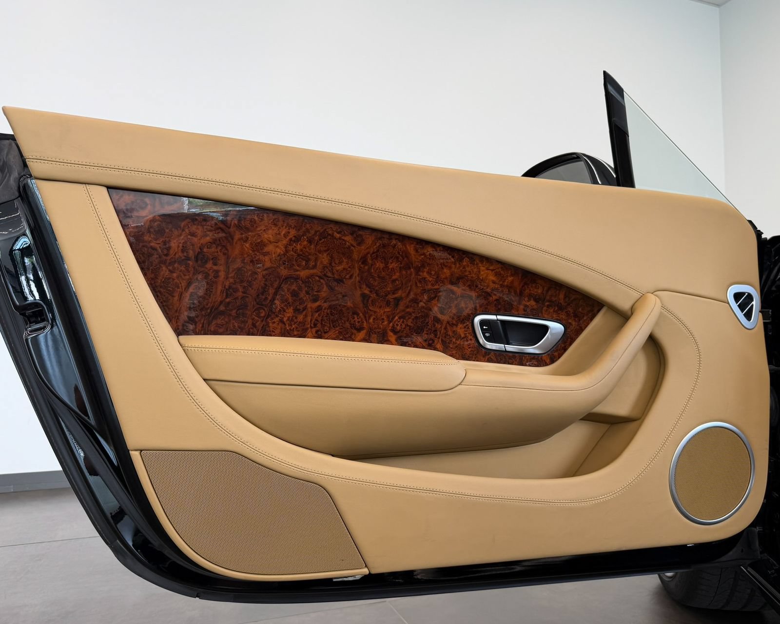 Used 2014 Bentley Continental GT AWD/4WD image 14