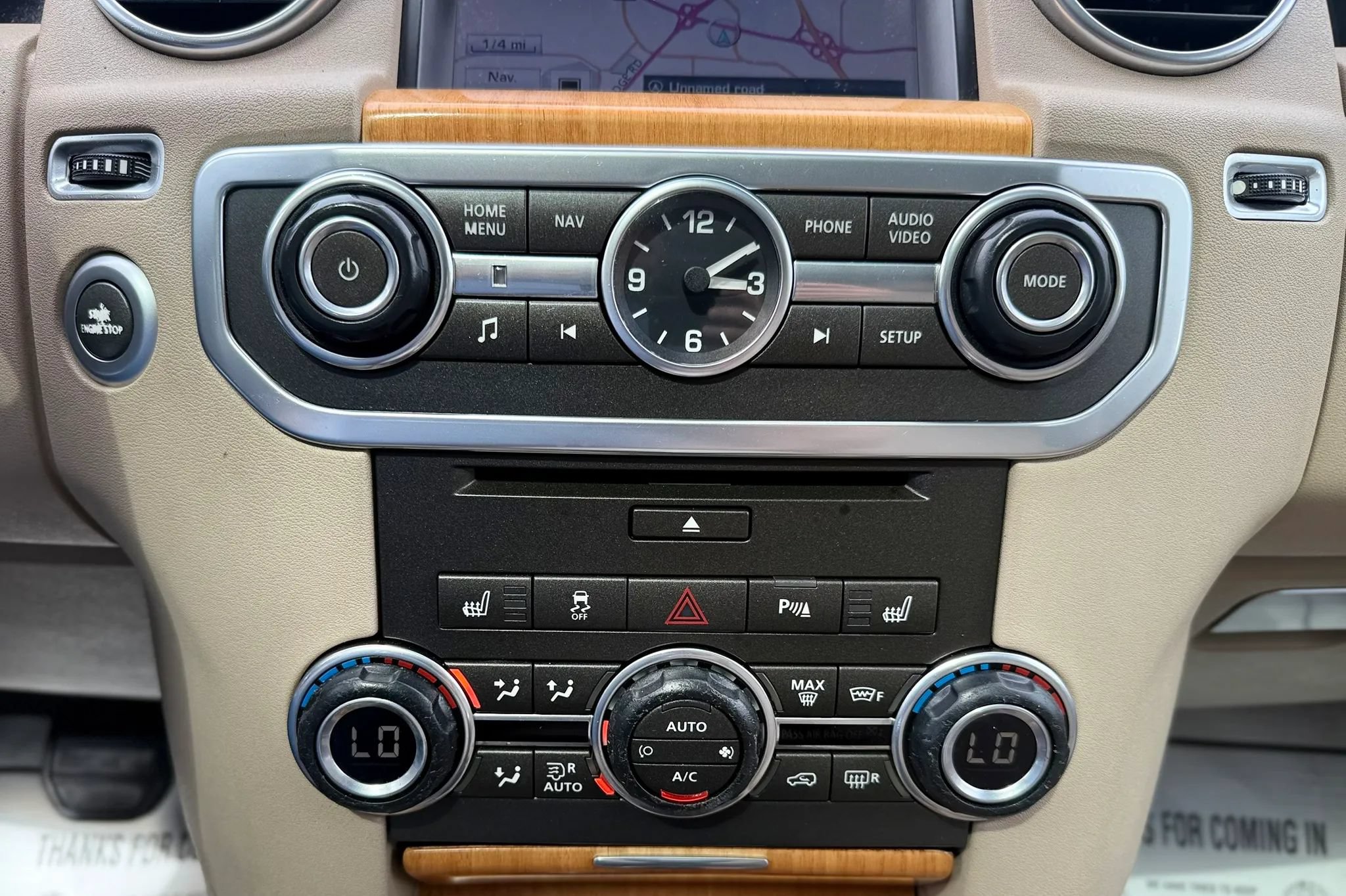 Used 2012 Land Rover LR4 HSE LUX AWD/4WD image 20