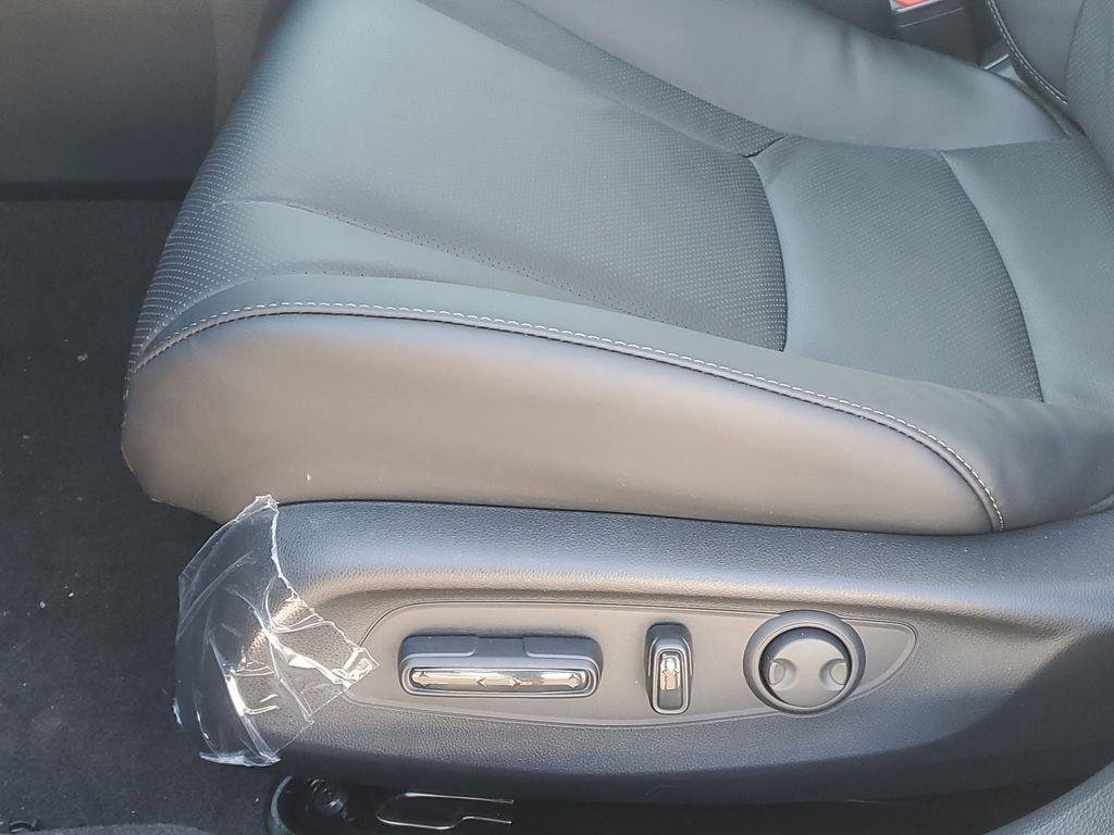 New 2025 Honda Accord EX-L image 12