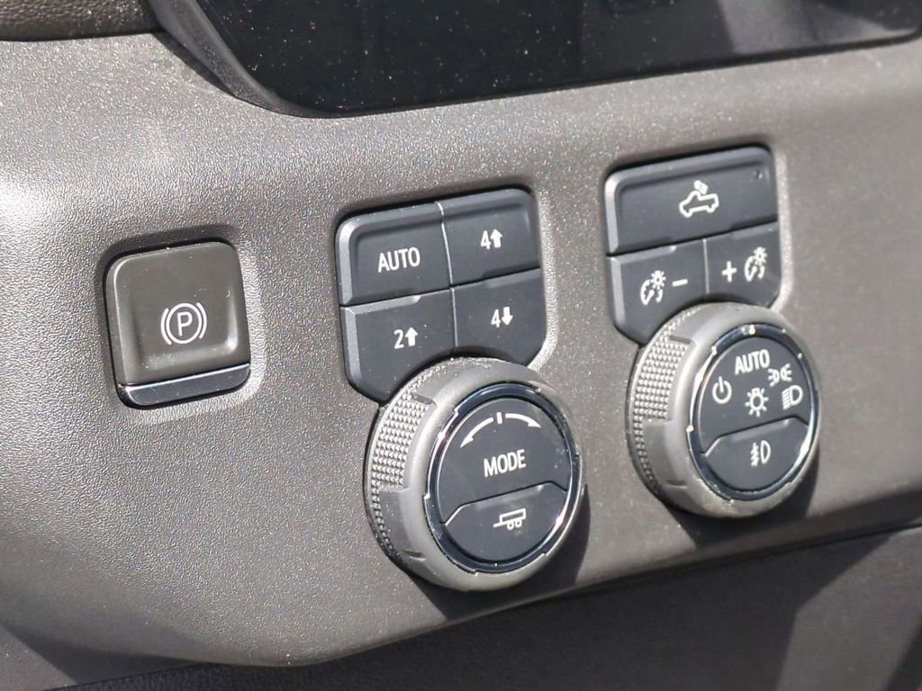 Used 2023 Chevrolet Silverado 1500 LT Trail Boss image 16