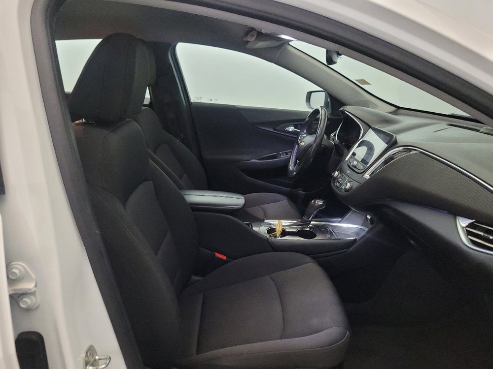 Used 2018 Chevrolet Malibu LT FWD image 21
