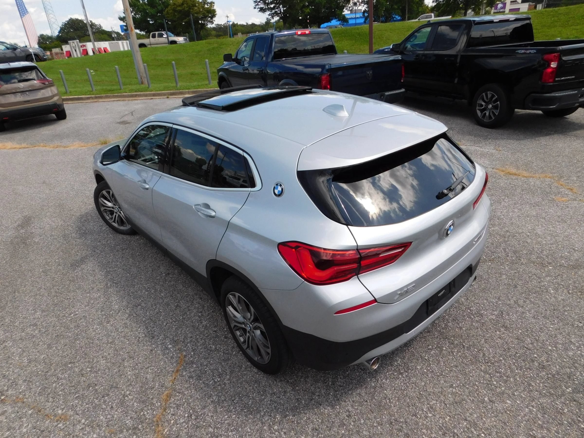 Used 2020 BMW X2 xDrive28i w/ Convenience Package AWD/4WD image 8