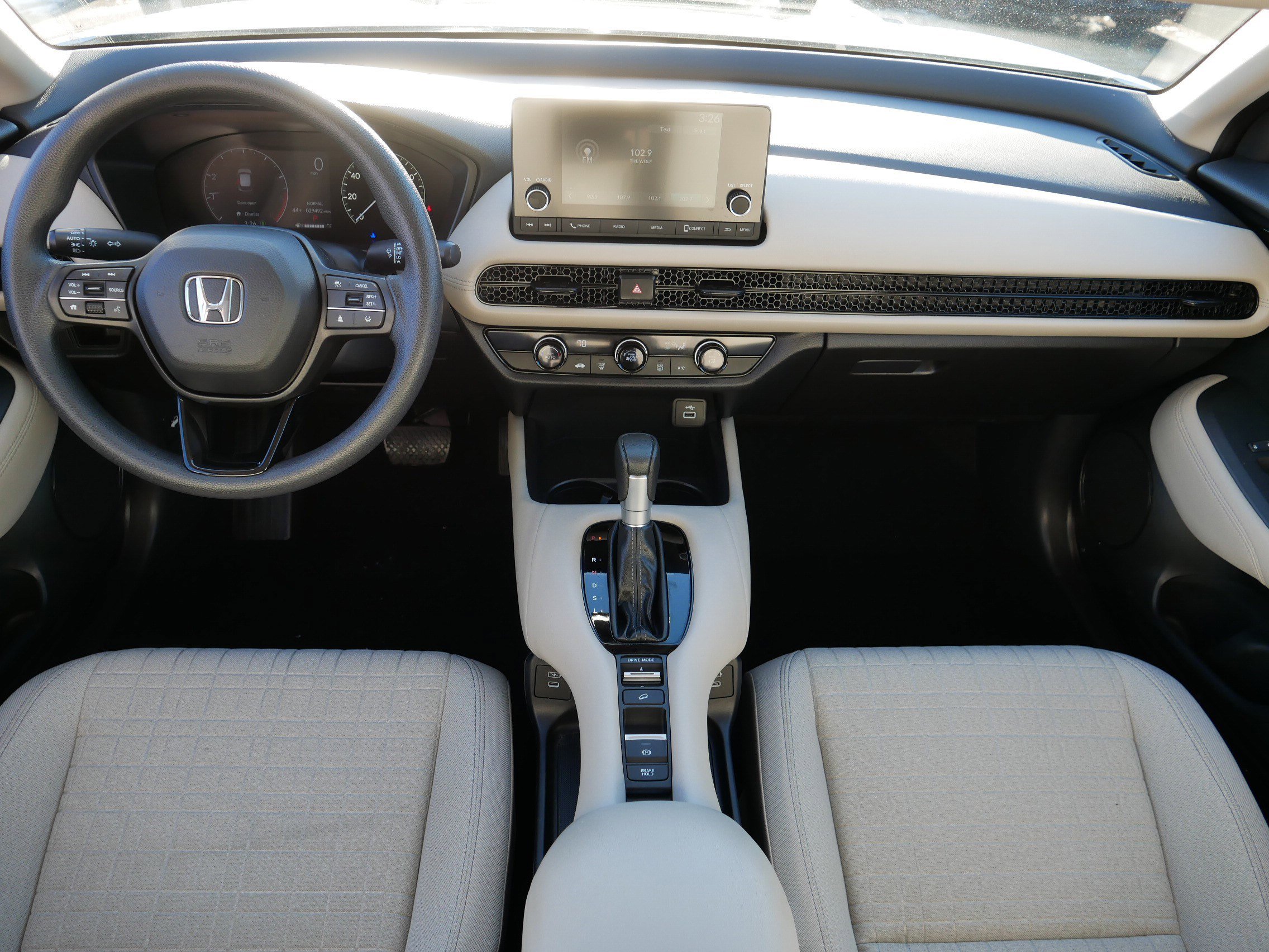 Used 2024 Honda HR-V LX image 10
