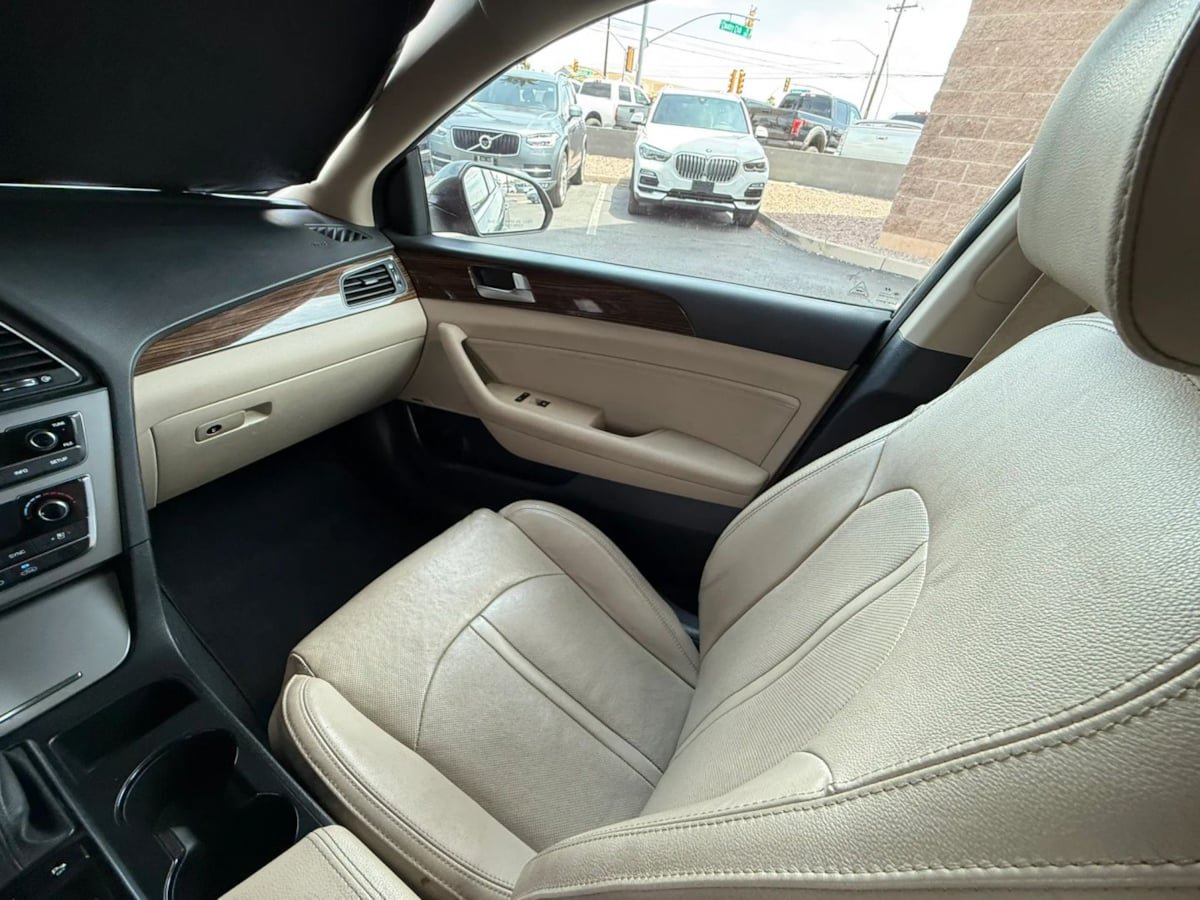 Used 2017 Hyundai Sonata Limited w/ Ultimate Package 04 FWD image 47