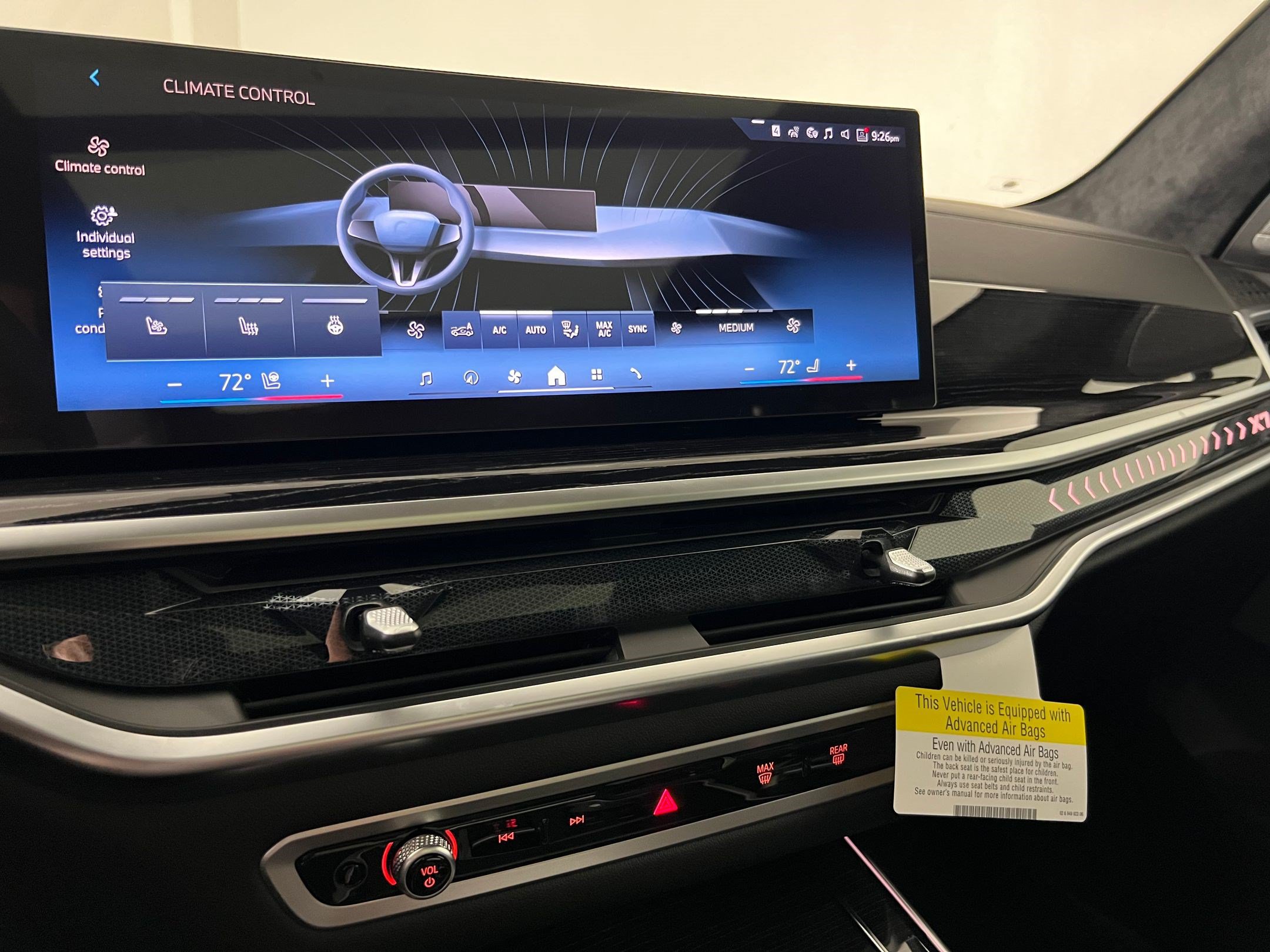 Used 2026 BMW X7 xDrive40i w/ M Sport Package AWD/4WD image 29