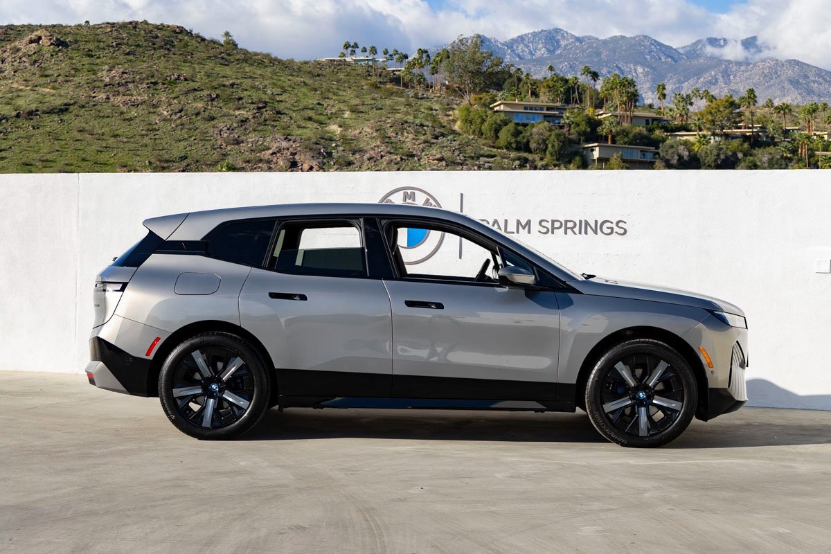 Certified 2023 BMW iX xDrive50 w/ Premium Package image 6