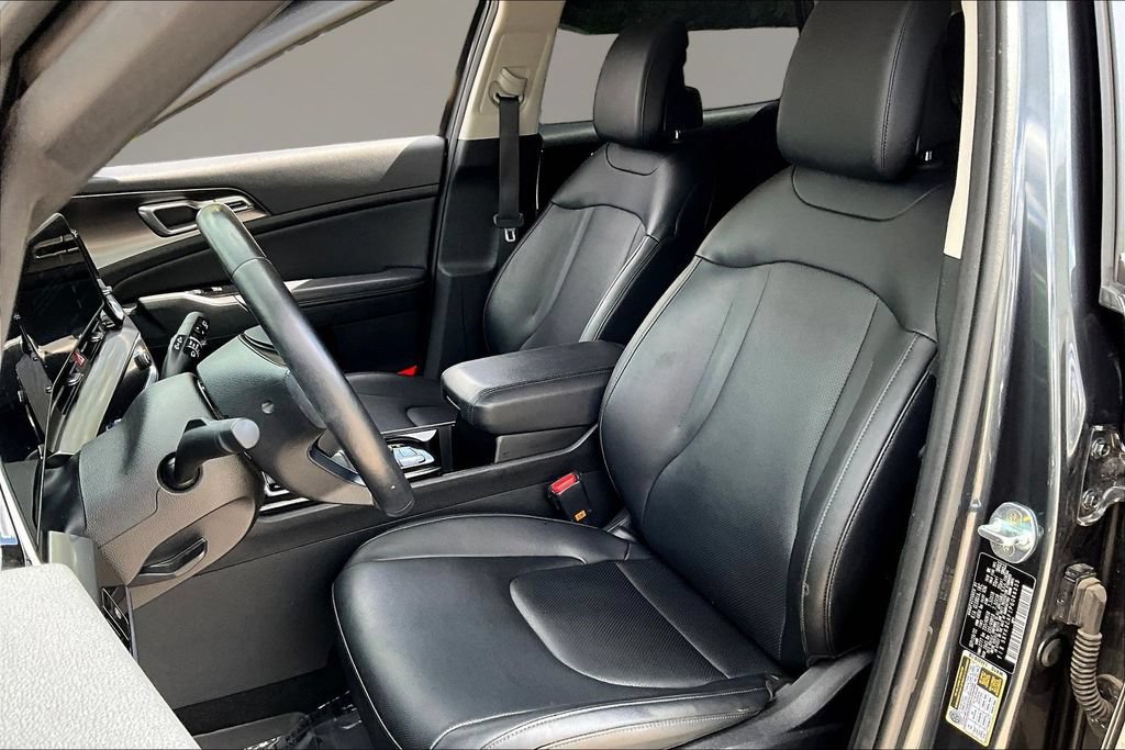 Certified 2023 Kia Sportage EX AWD/4WD image 20