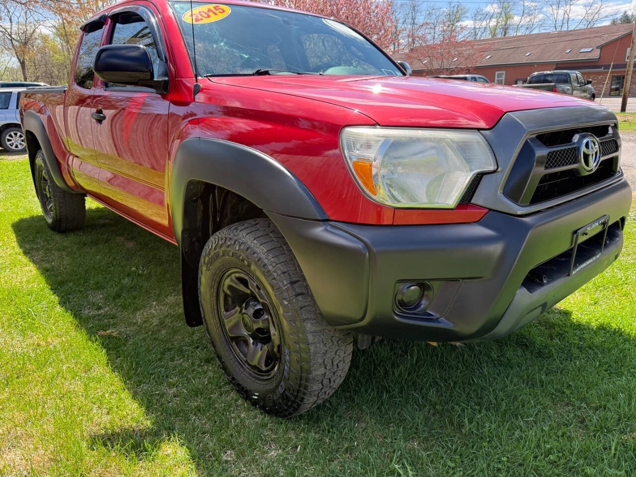 Used 2015 Toyota Tacoma 4x4 Access Cab w/ Convenience Package image 3