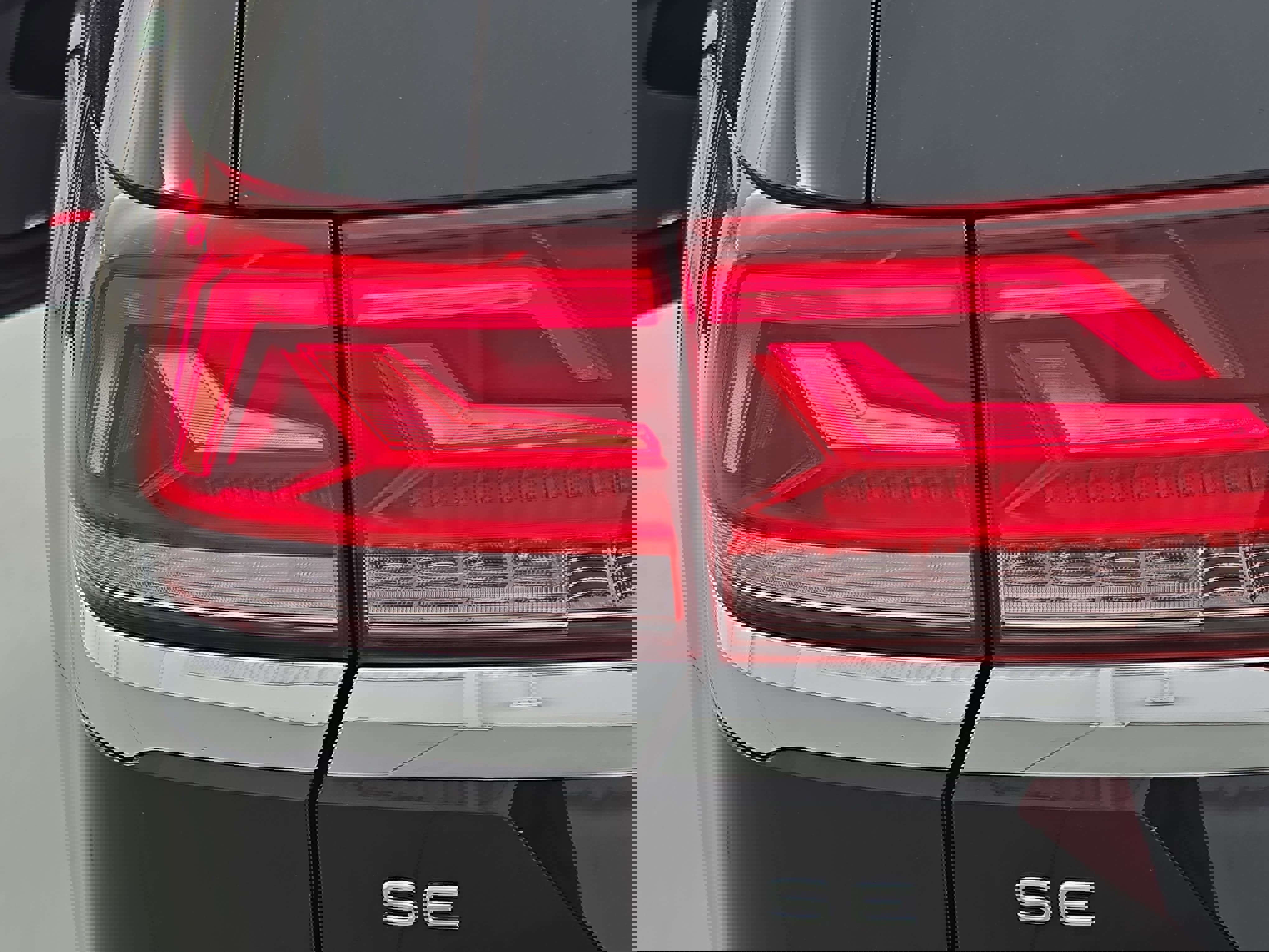 Certified 2024 Volkswagen Atlas SE image 35