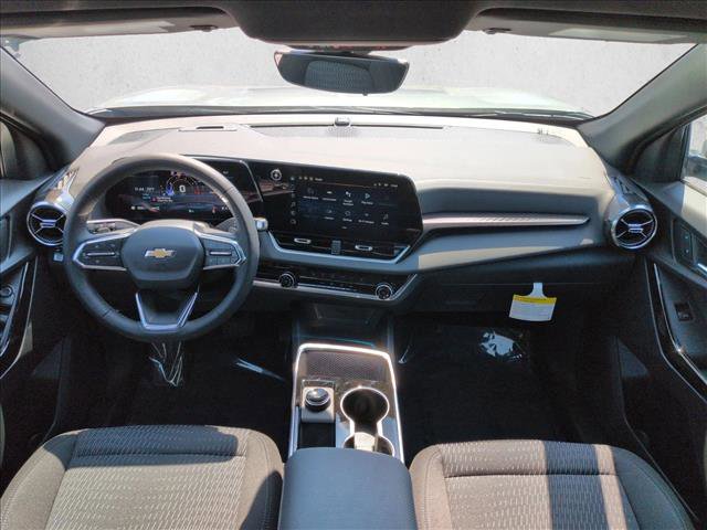 New 2026 Chevrolet Equinox LT w/ Safety and Technology Package AWD/4WD image 15