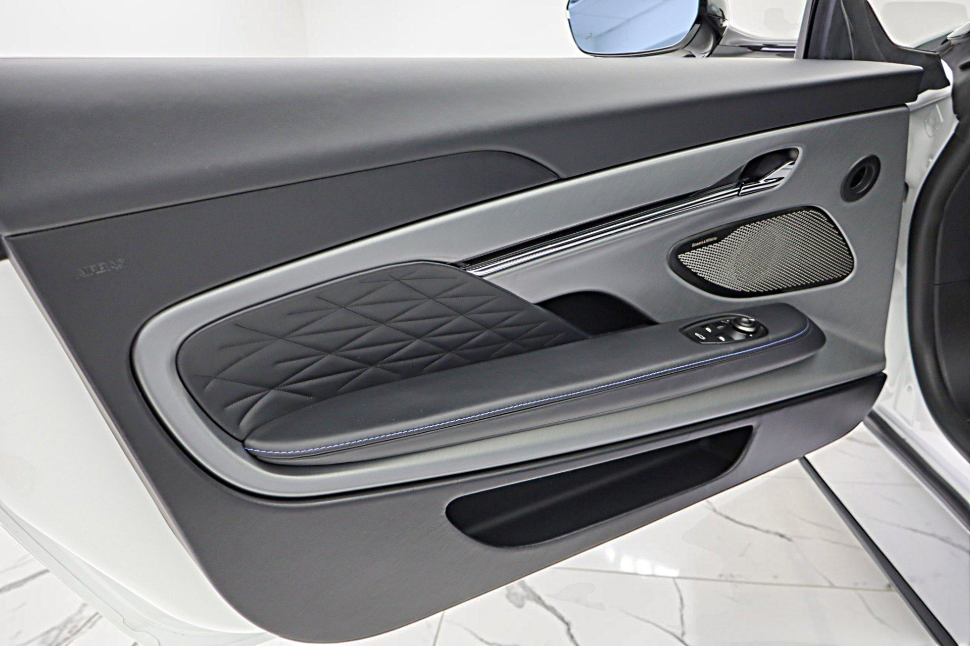 Used 2024 Aston Martin DB12 Convertible RWD image 56