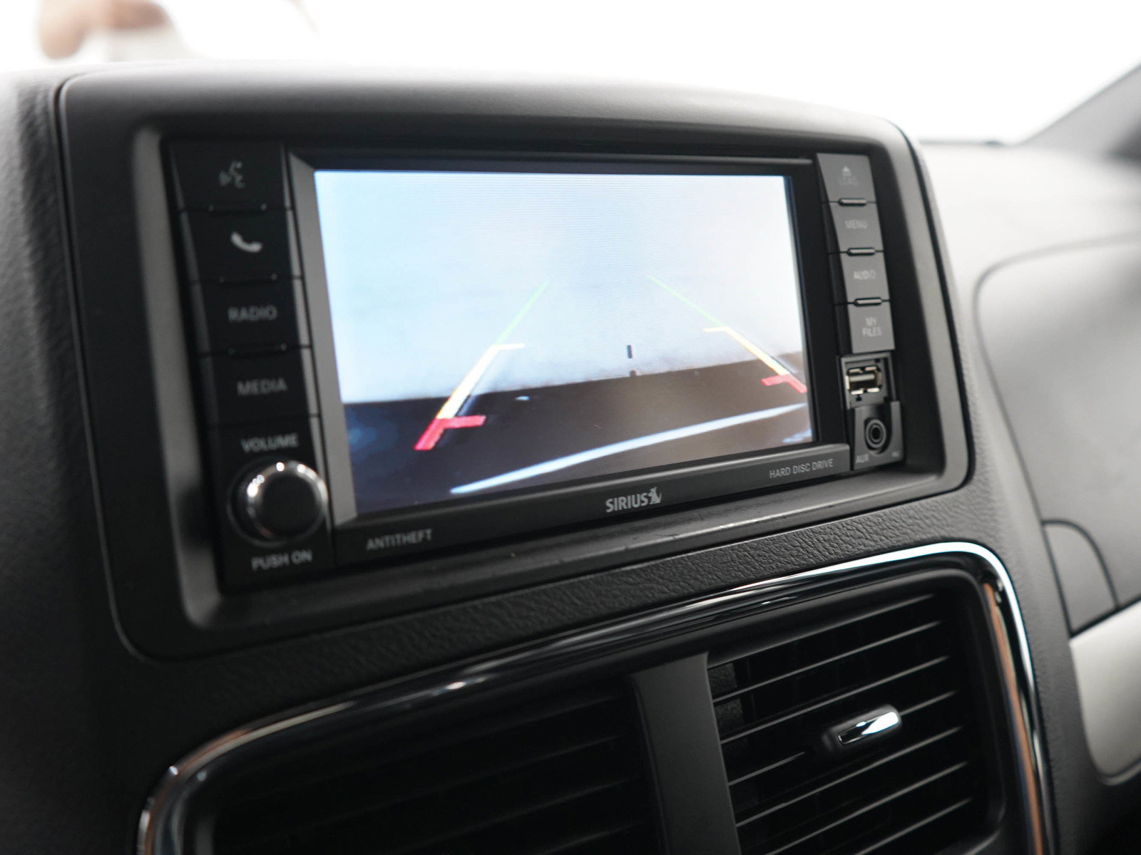 Used 2016 Dodge Grand Caravan R/T FWD image 26