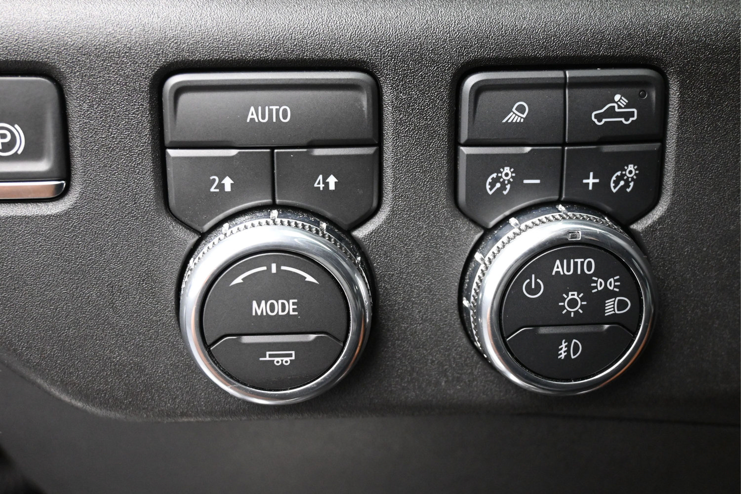 Used 2026 GMC Sierra 1500 SLT AWD/4WD image 26