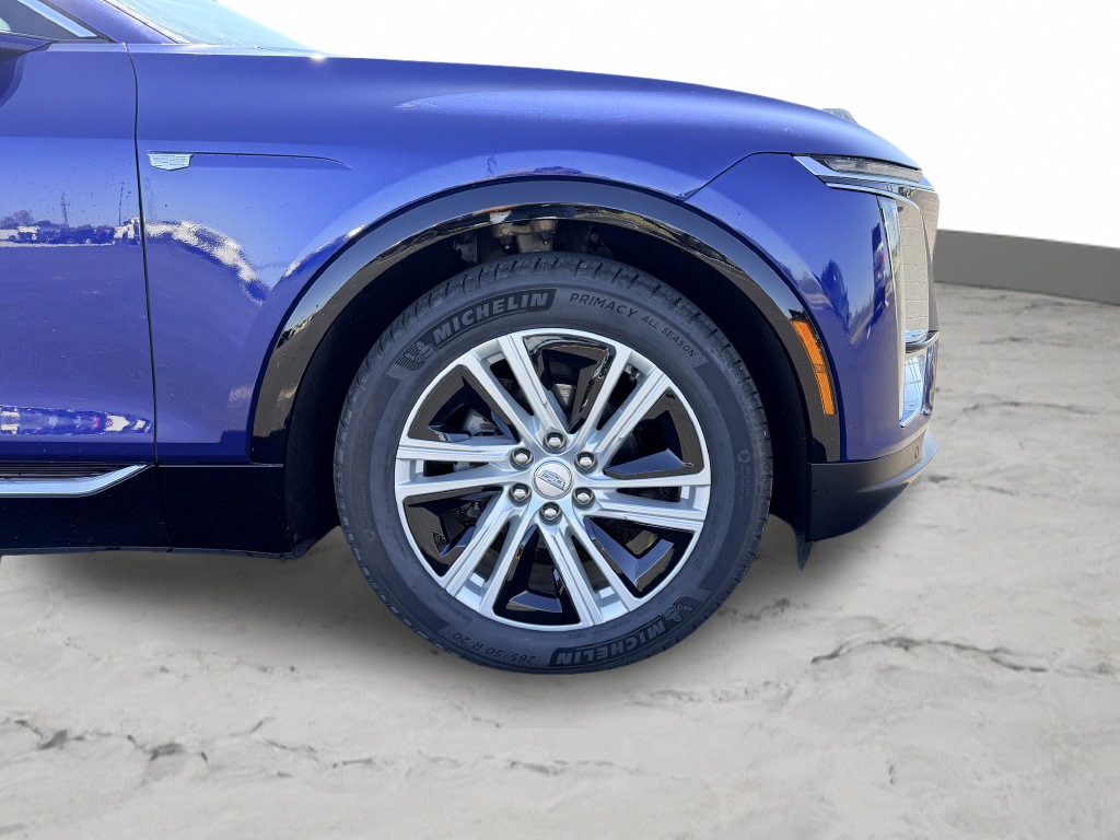 Used 2024 Cadillac Lyriq Tech AWD/4WD image 12