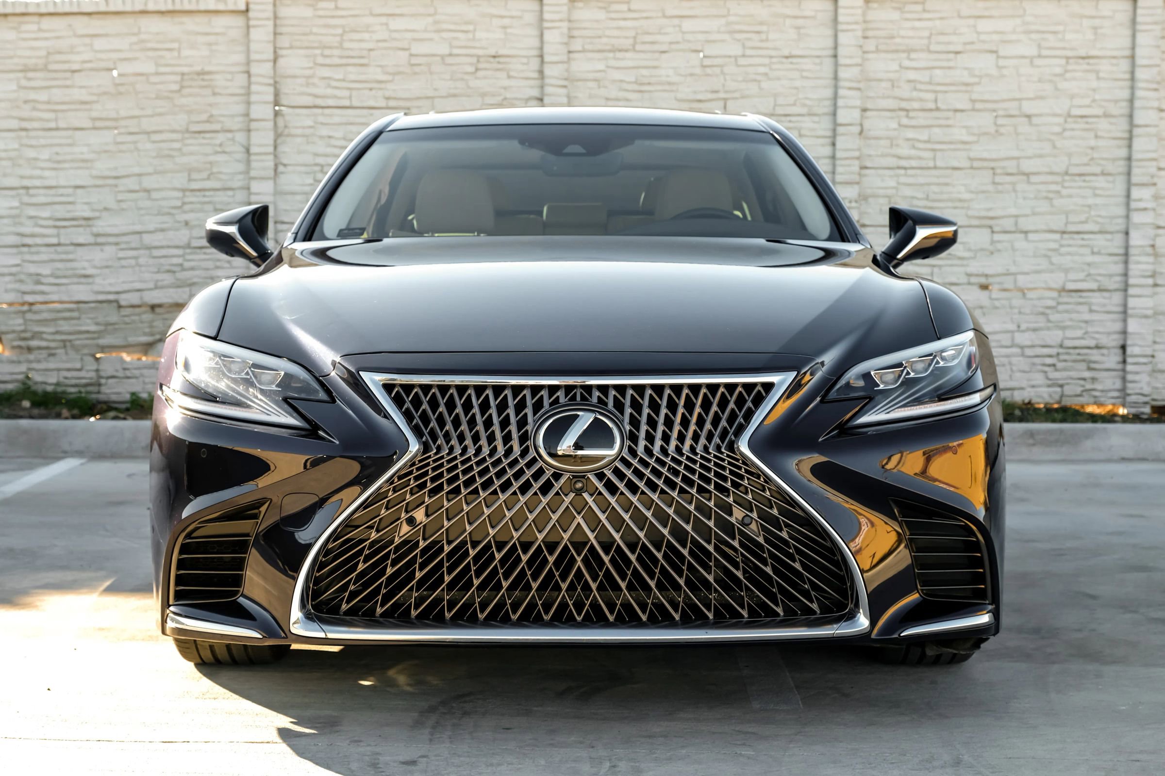 Used 2019 Lexus LS 500 w/ Interior Upgrade Package image 6
