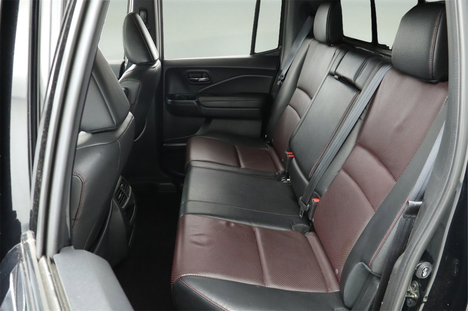 Used 2017 Honda Ridgeline Black Edition image 26