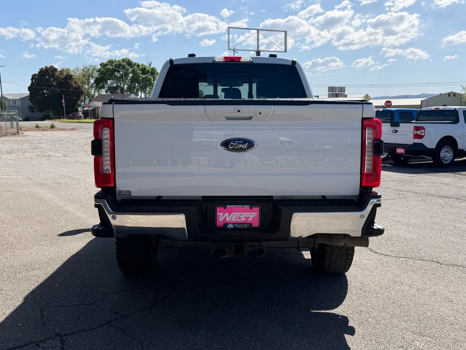 Used 2023 Ford F350 Lariat AWD/4WD image 8