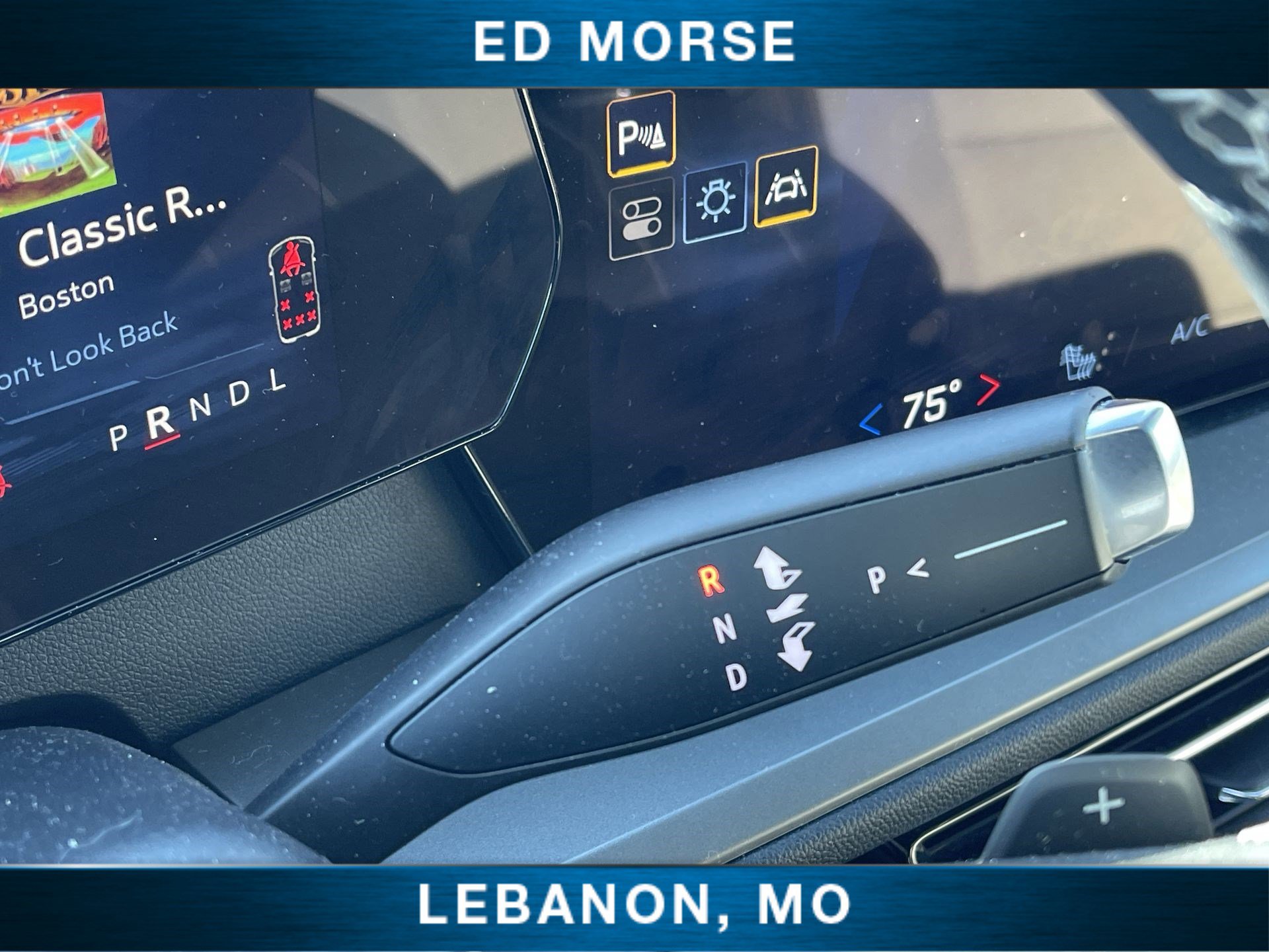 Used 2025 Chevrolet Traverse LT image 15