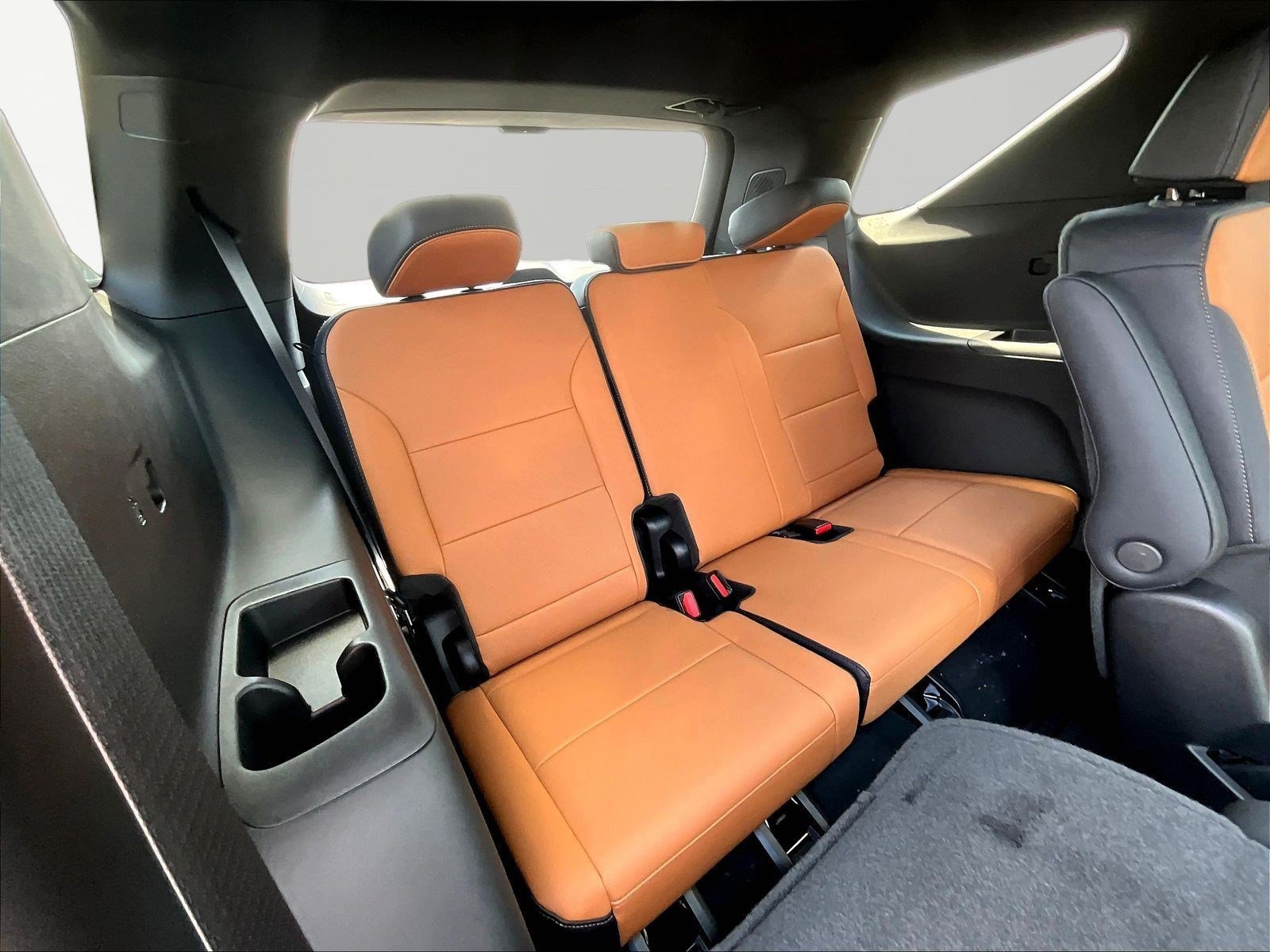 New 2027 Chevrolet Traverse Z71 w/ Enhanced Driving Package AWD/4WD image 21