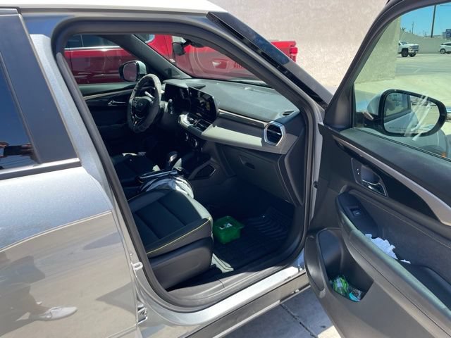 Certified 2025 Chevrolet TrailBlazer ACTIV w/ Driver Confidence Package FWD image 12