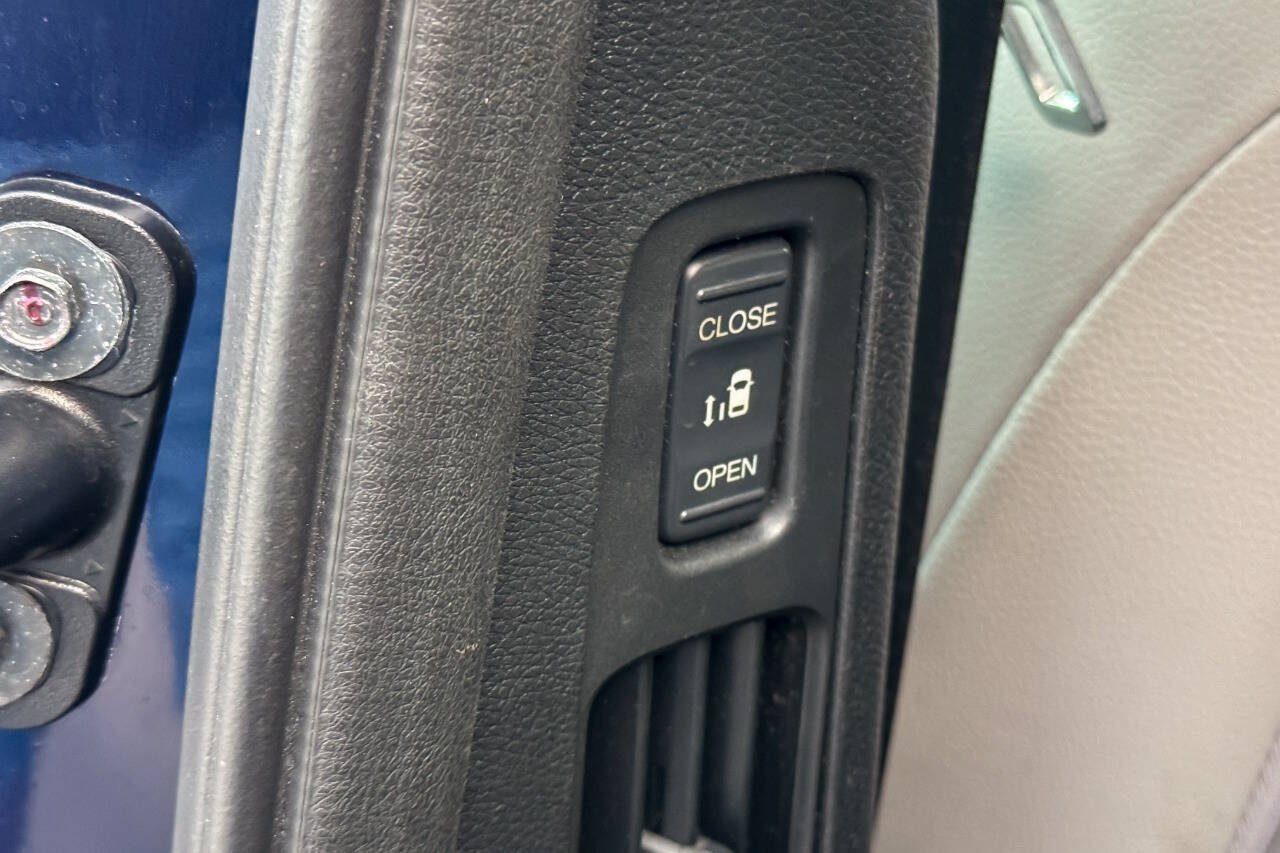 Used 2019 Honda Odyssey EX-L image 27